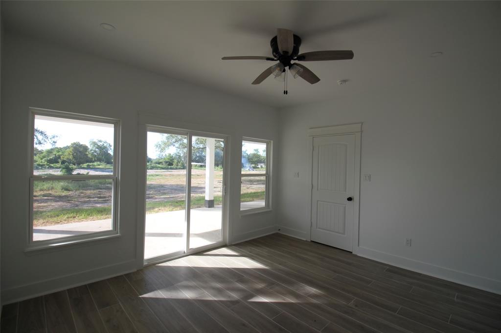 Photo 13 of 14510 Routt Point Rd, Needville, TX 77461
