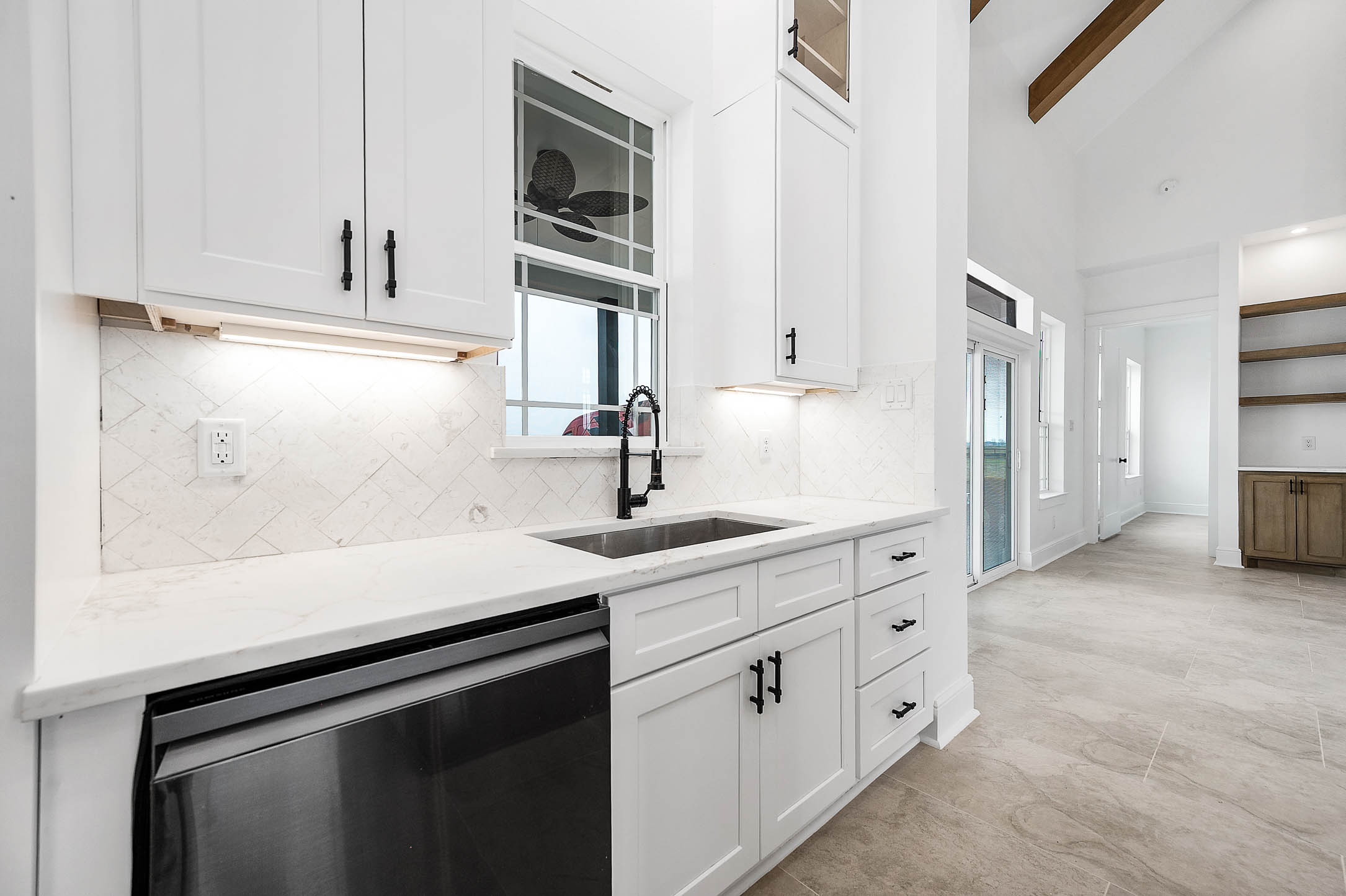 Photo 15 of 10853 Padon Rd, Needville, TX 77461