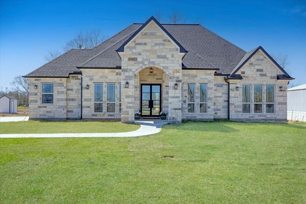 Photo of 8002 Short Rd, Needville, TX 77461