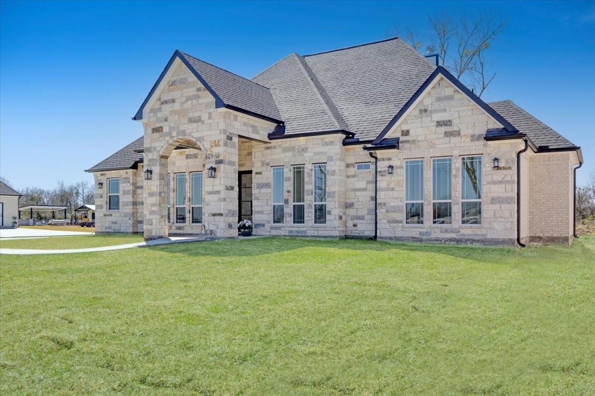 Photo 5 of 8002 Short Rd, Needville, TX 77461