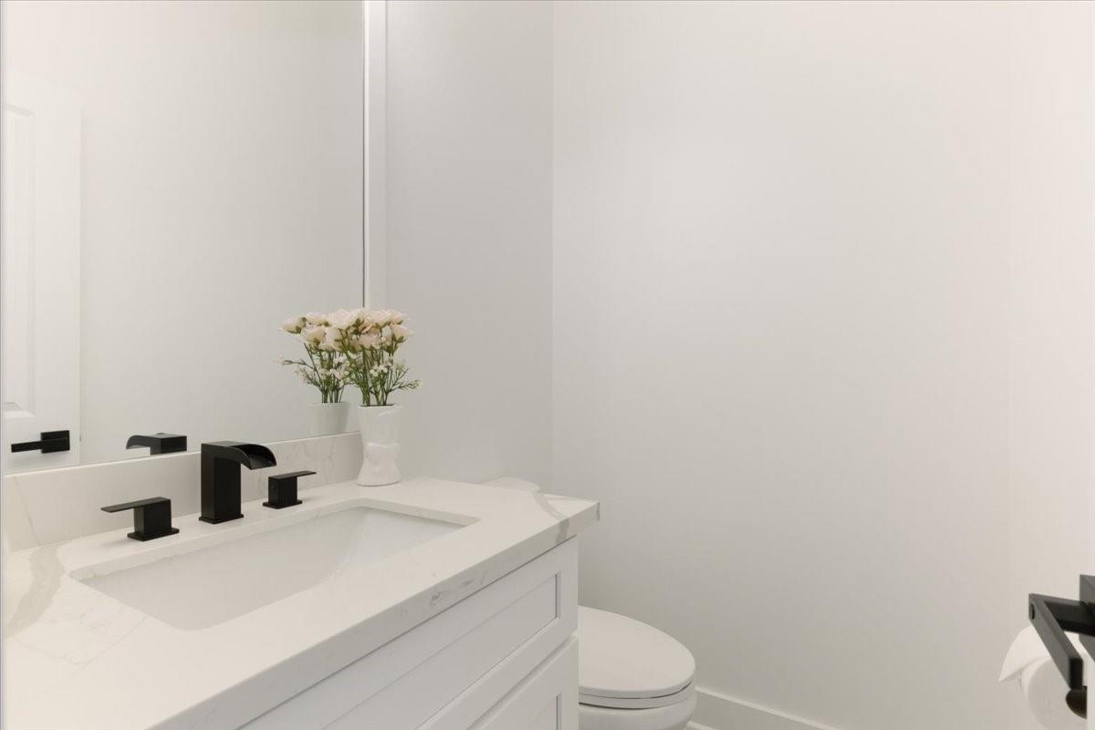 Photo 34 of 8002 Short Rd, Needville, TX 77461