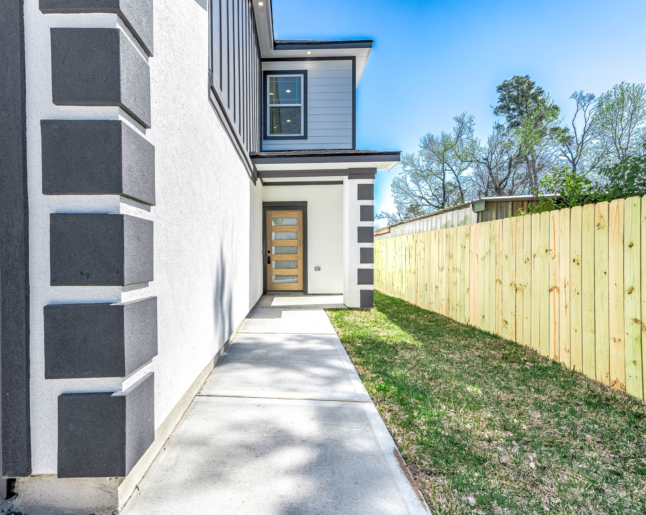 Photo 4 of 8598 Hoffman St, Houston, TX 77016