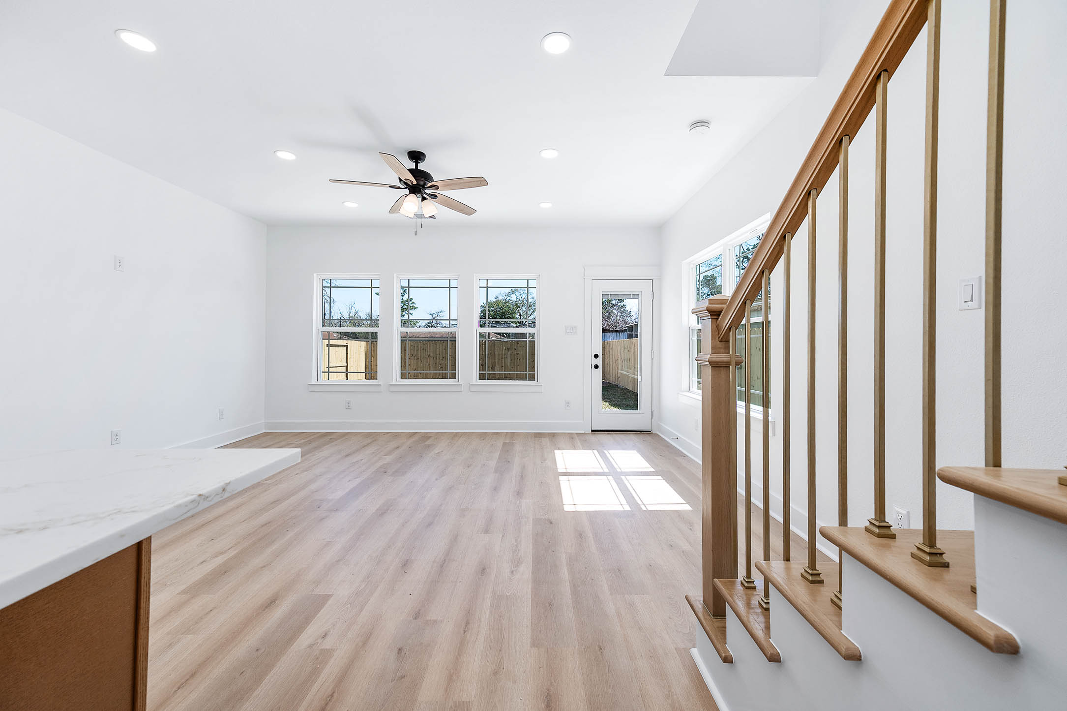 Photo 18 of 8598 Hoffman St, Houston, TX 77016