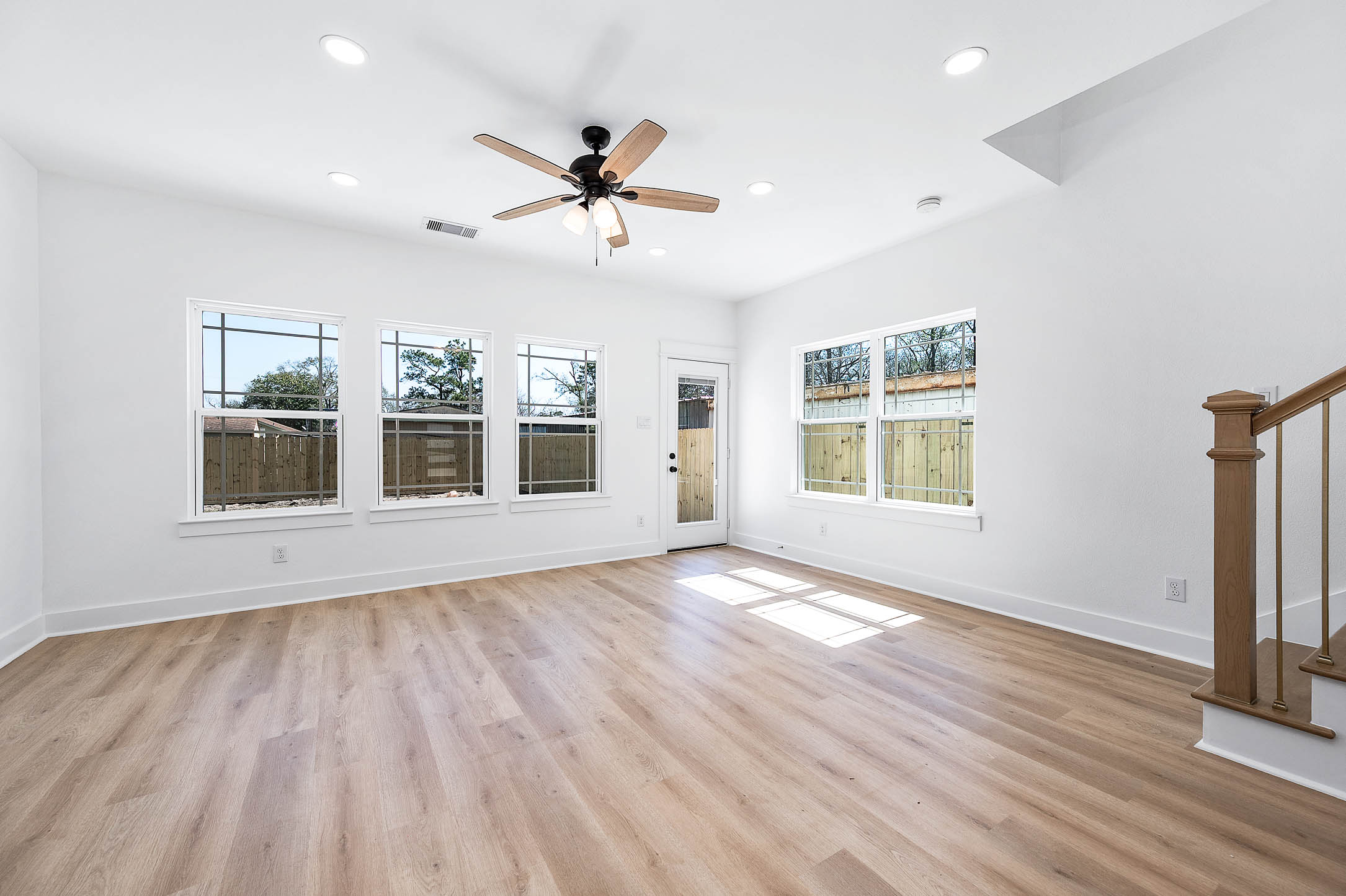 Photo 19 of 8598 Hoffman St, Houston, TX 77016