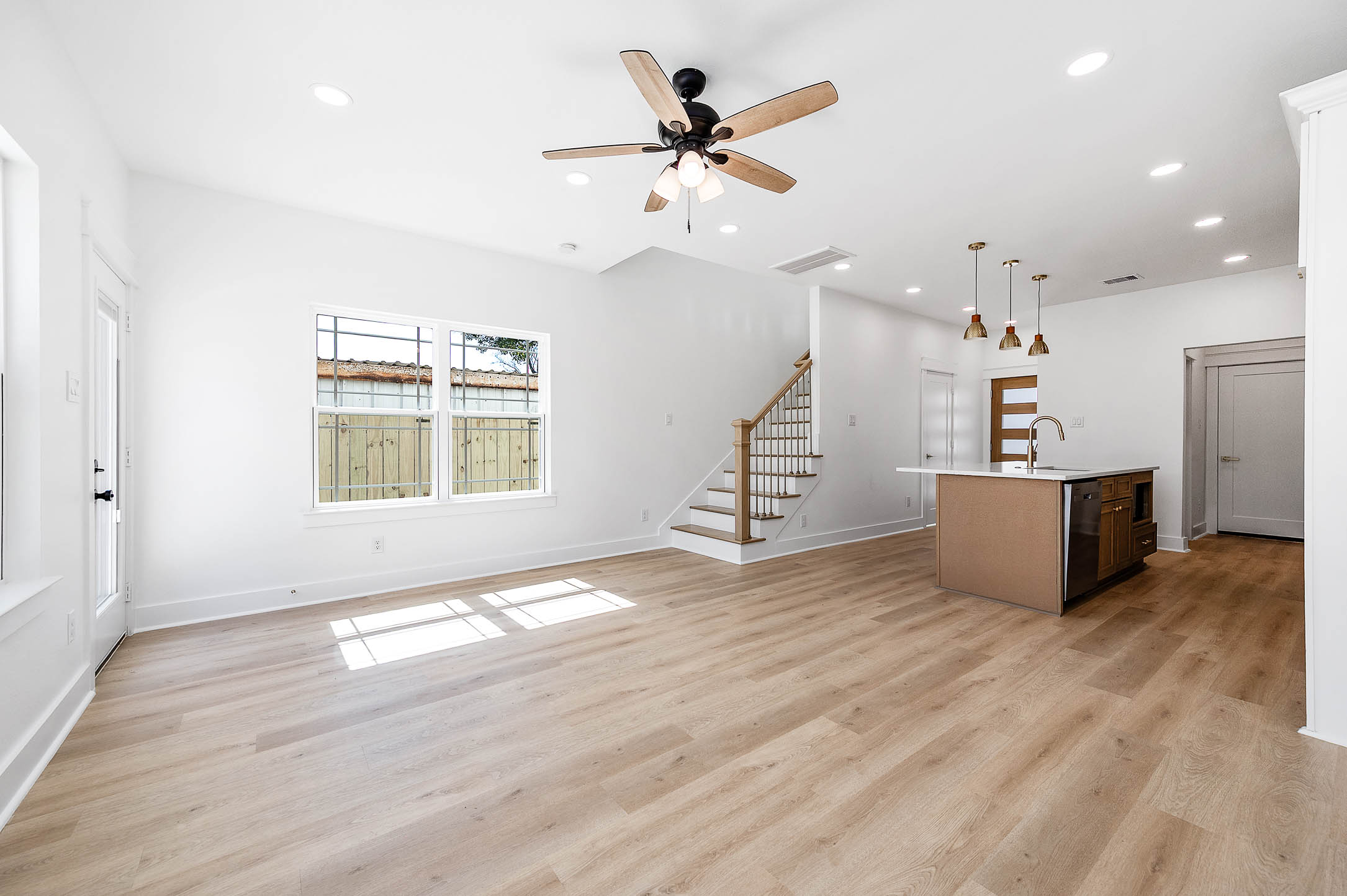 Photo 20 of 8598 Hoffman St, Houston, TX 77016