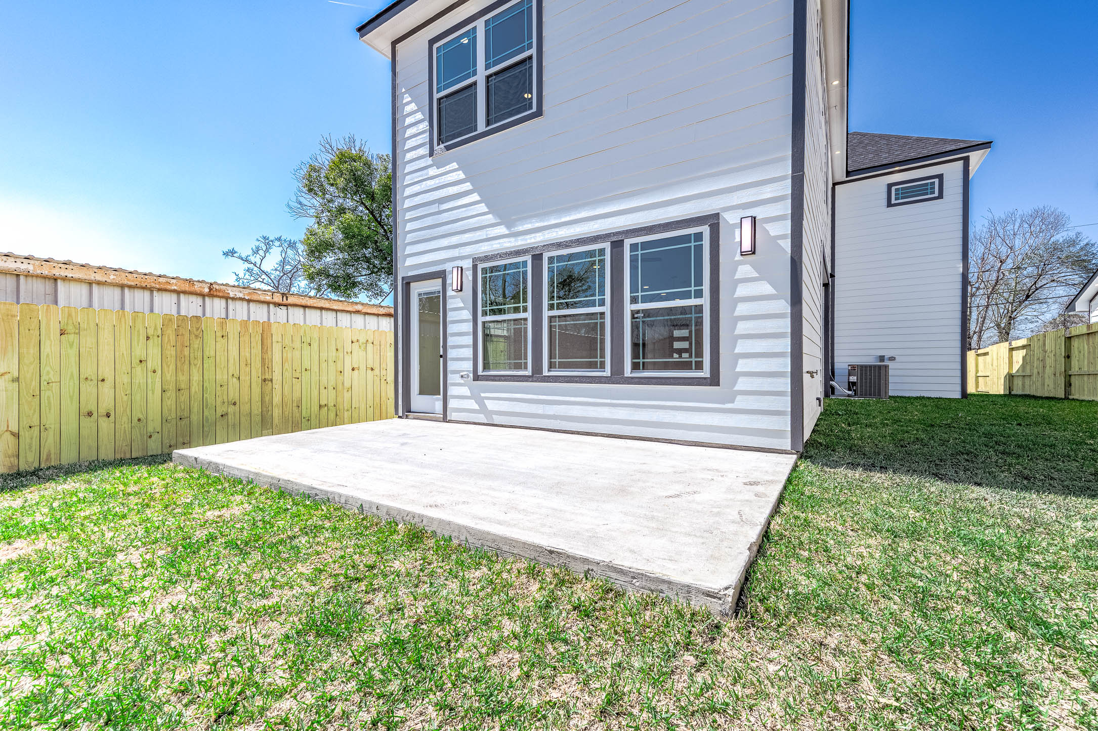 Photo 32 of 8598 Hoffman St, Houston, TX 77016