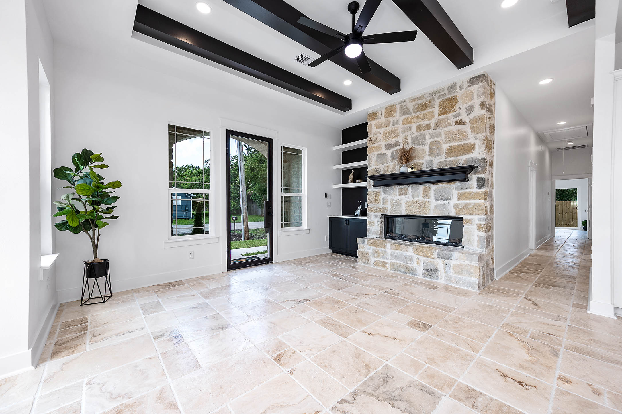 Photo 9 of 8903 Milby St, Needville, TX 77461