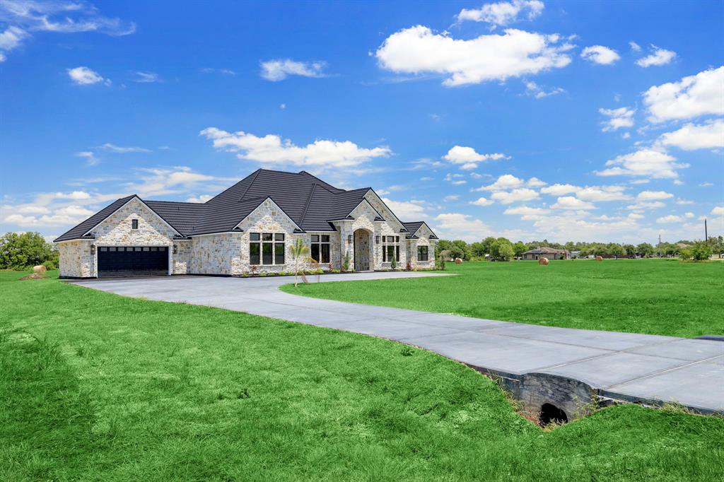Photo 2 of 7306 Welch Rd, Needville, TX 77461