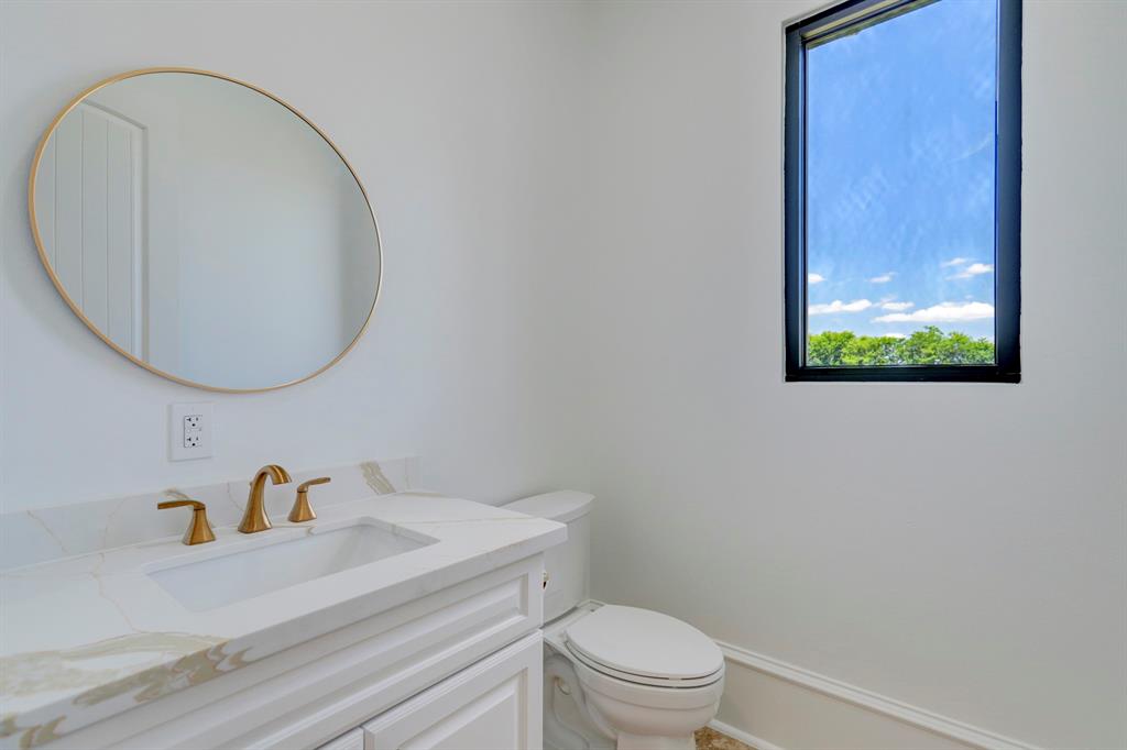 Photo 17 of 7306 Welch Rd, Needville, TX 77461