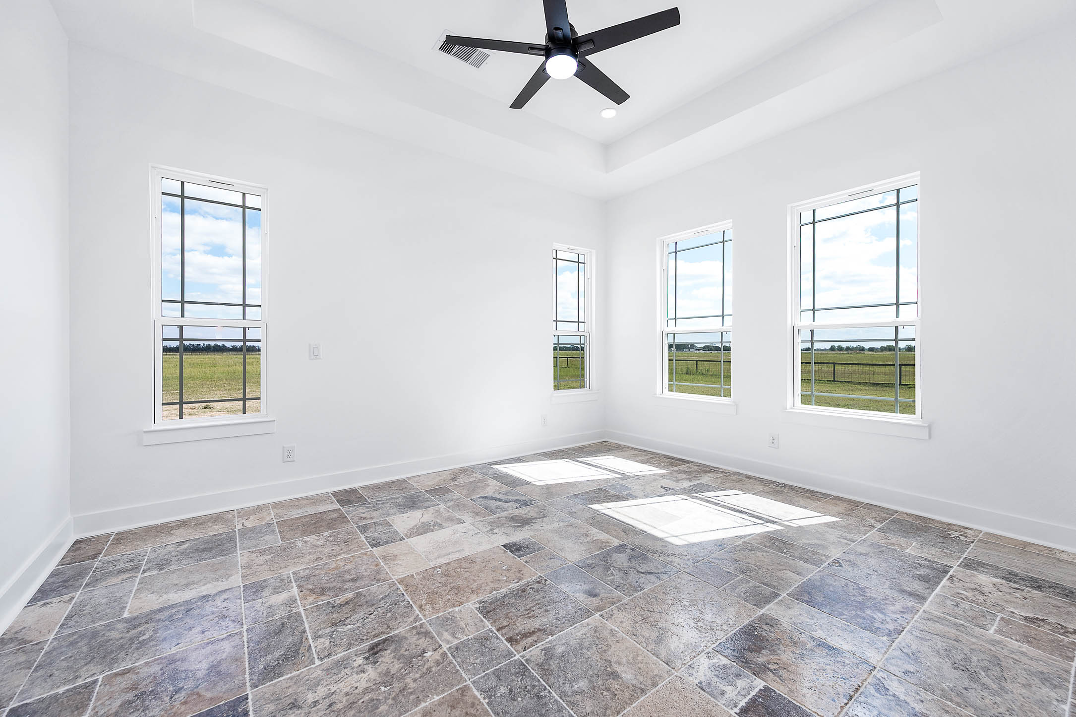 Photo 17 of 10859 Padon Rd, Needville, TX 77461