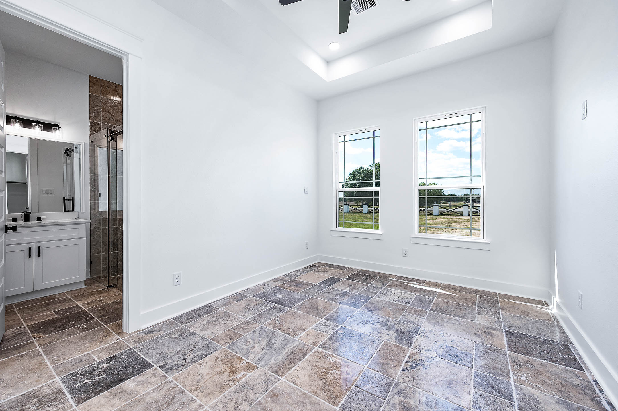 Photo 23 of 10859 Padon Rd, Needville, TX 77461
