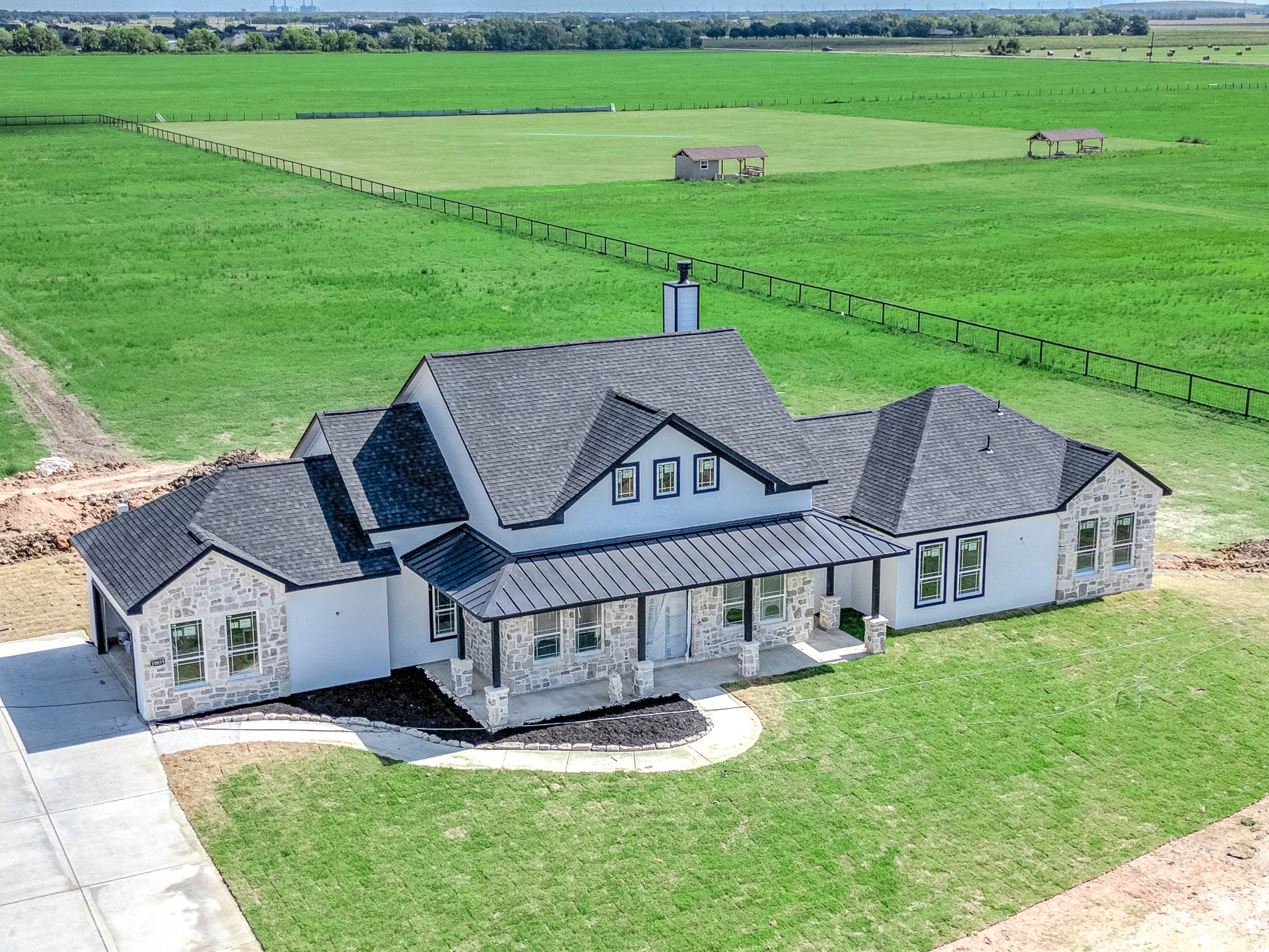 Photo 32 of 10859 Padon Rd, Needville, TX 77461